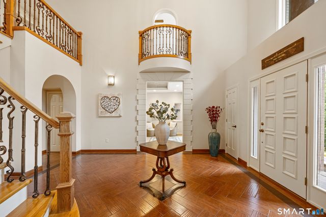115 Brentwood Drive, Southington, CT 06489