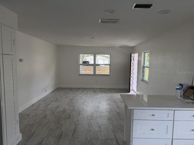 632 89TH AVENUE N, St Petersburg, FL 33702