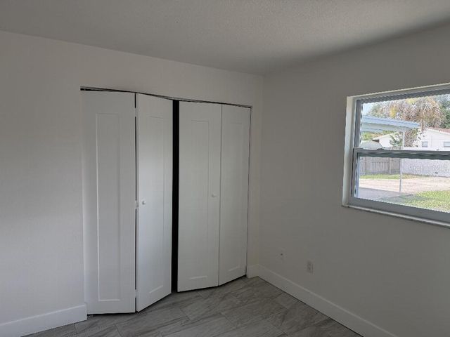 632 89TH AVENUE N, St Petersburg, FL 33702