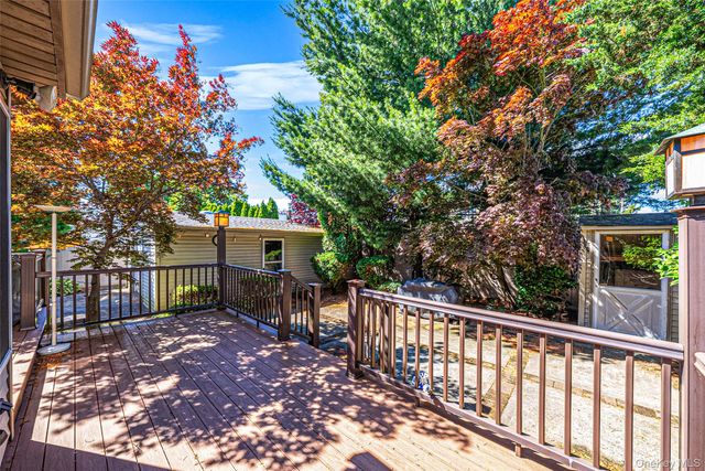 572 Benito Street, East Meadow, NY 11554