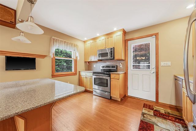 572 Benito Street, East Meadow, NY 11554