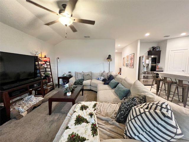 1125 Loomis Trail, Justin, TX 76247