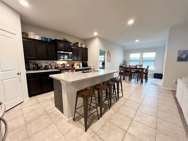 1125 Loomis Trail, Justin, TX 76247