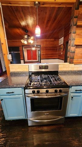 202 S 12th Street, Tecumseh, OK 74873