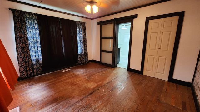 202 S 12th Street, Tecumseh, OK 74873