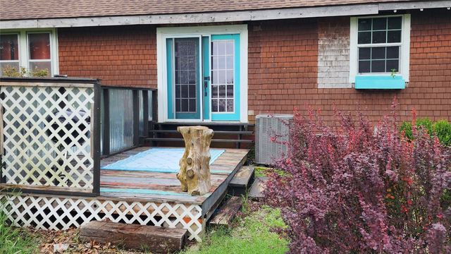 202 S 12th Street, Tecumseh, OK 74873