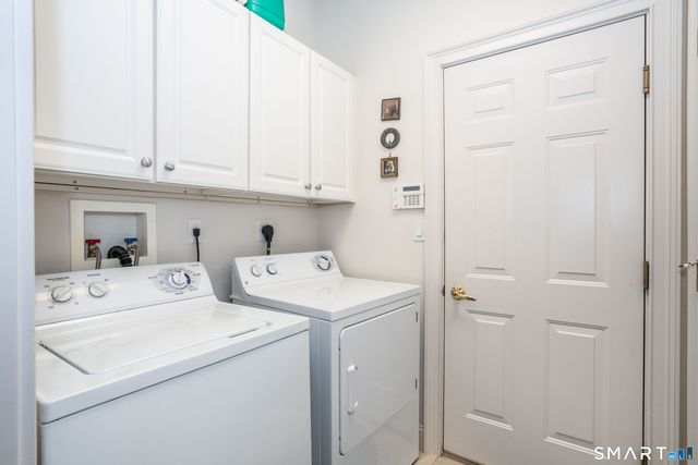 6 Spy Glass Circle 6, Bloomfield, CT 06002