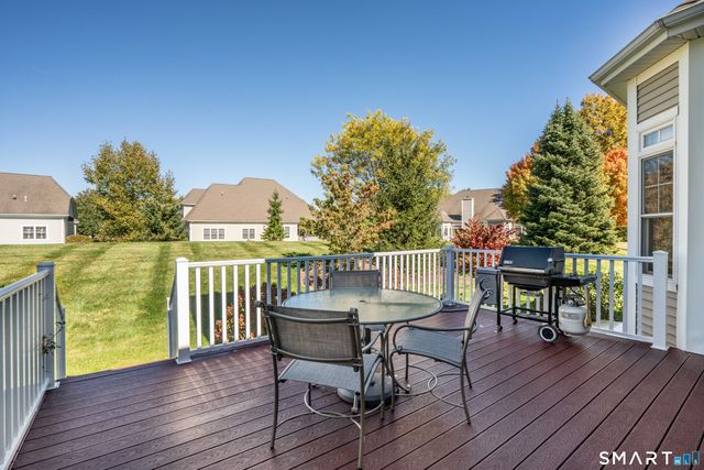 6 Spy Glass Circle 6, Bloomfield, CT 06002