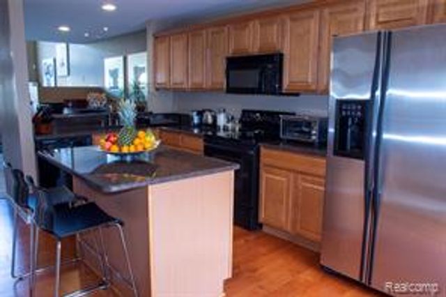 1446 Raliegh Place 112, Troy, MI 48084