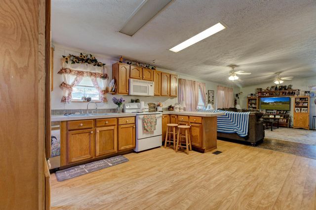 919 Town Branch, Jeffersonville, KY 40337