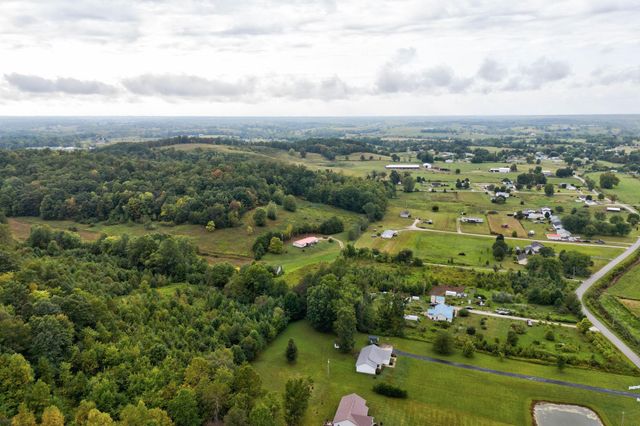 919 Town Branch, Jeffersonville, KY 40337