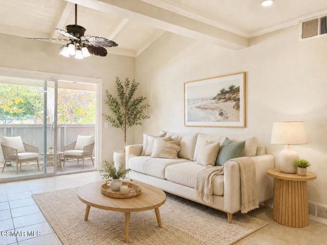 1300 Saratoga Avenue 2207, Ventura, CA 93003