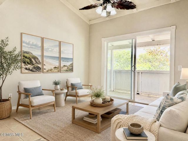 1300 Saratoga Avenue 2207, Ventura, CA 93003