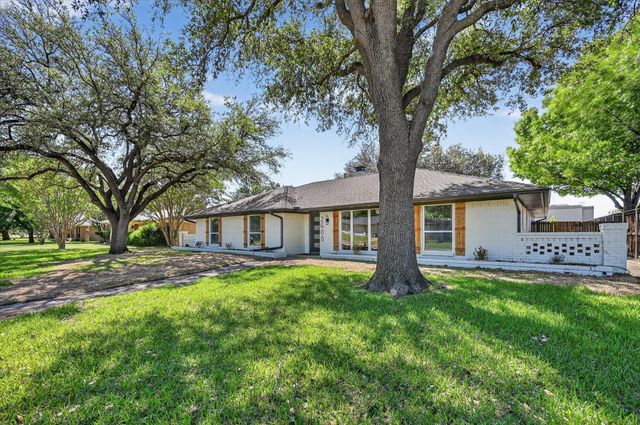 2608 Northcrest Drive, Plano, TX 75075