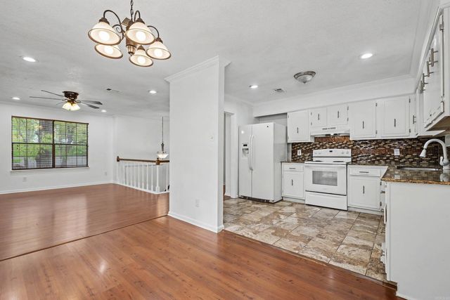 2317 Peach Tree Drive, Little Rock, AR 72211