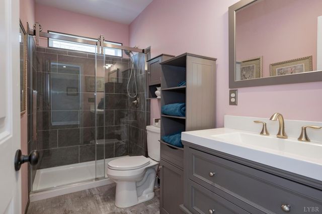 1175 Helmsdale Drive, Forest, VA 24551