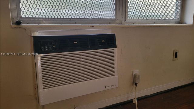 1050 Pennsylvania Ave 11, Miami Beach, FL 33139