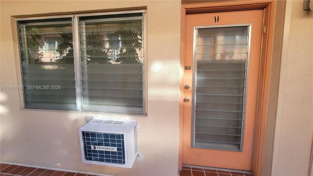 1050 Pennsylvania Ave 11, Miami Beach, FL 33139