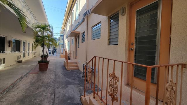 1050 Pennsylvania Ave 11, Miami Beach, FL 33139