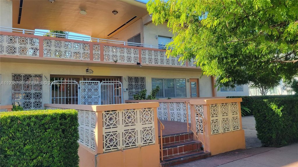 1050 Pennsylvania Ave 11, Miami Beach, FL 33139