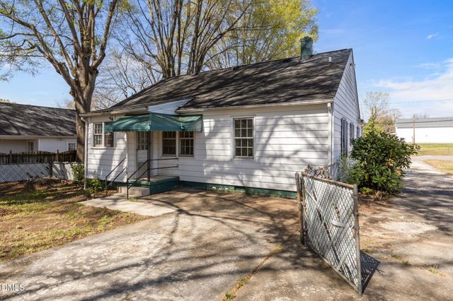 108 Markham Street, Burlington, NC 27215