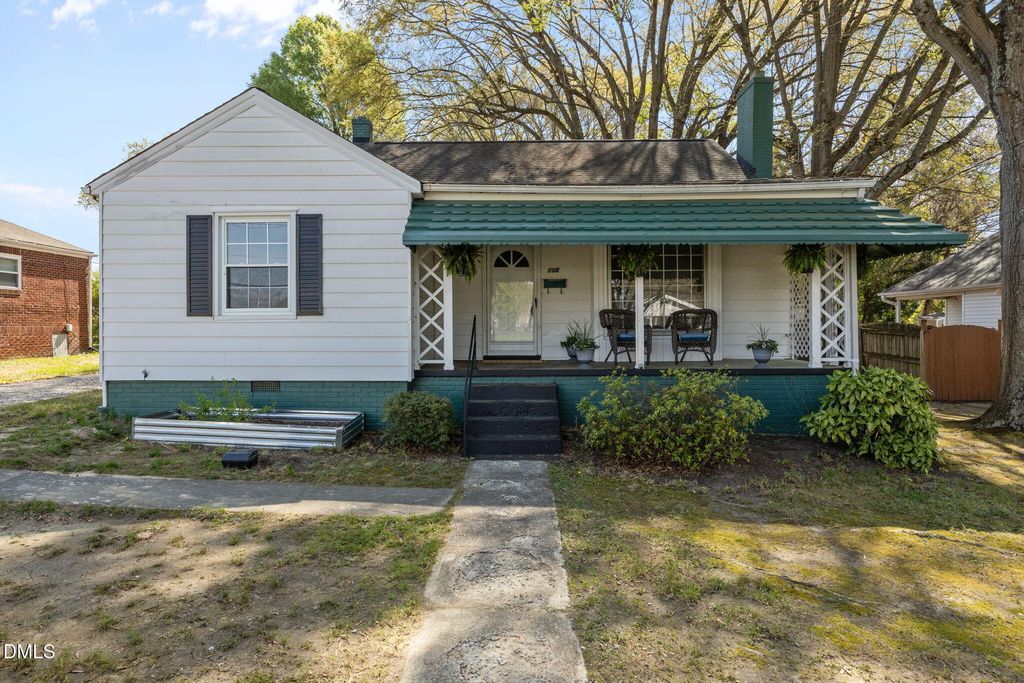 108 Markham Street, Burlington, NC 27215