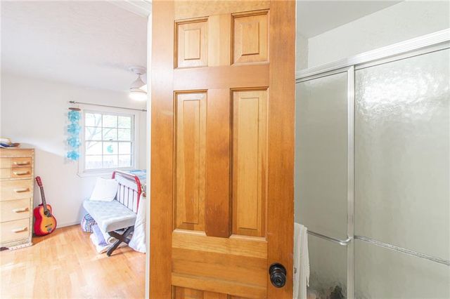 712 NW 10 Street, Blue Springs, MO 64015