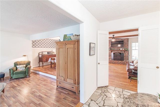 712 NW 10 Street, Blue Springs, MO 64015
