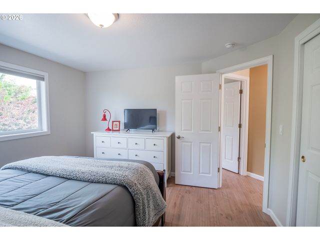 3982 MONROE St, Eugene, OR 97405