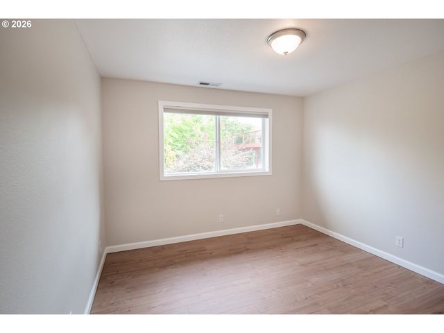 3982 MONROE St, Eugene, OR 97405