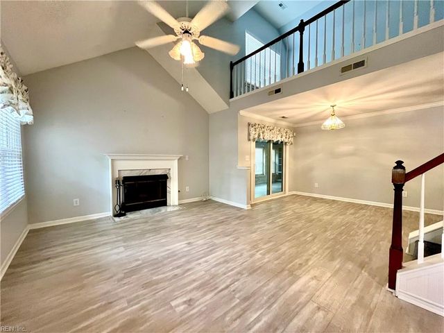 902 Shoreline Pointe, Newport News, VA 23602