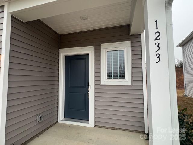 1233 30th Street Lane NE, Conover, NC 28613