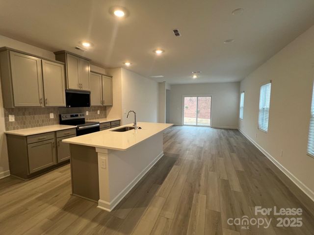 1233 30th Street Lane NE, Conover, NC 28613