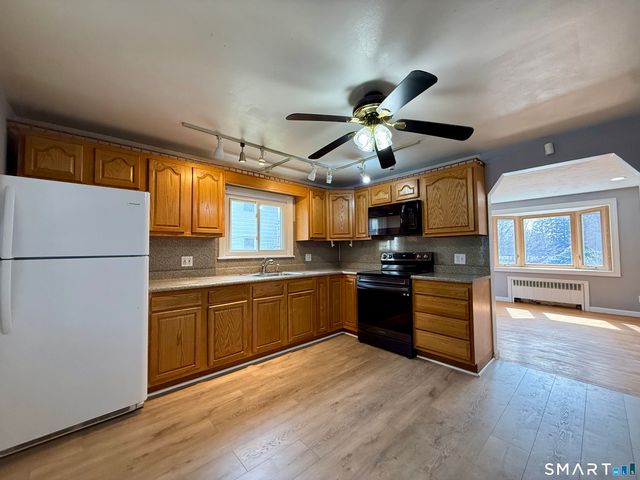 37 Alexander Avenue 1, Waterbury, CT 06705