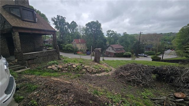 114 Braddock Rd, Forest Hills Boro, PA 15221