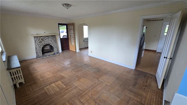 114 Braddock Rd, Forest Hills Boro, PA 15221
