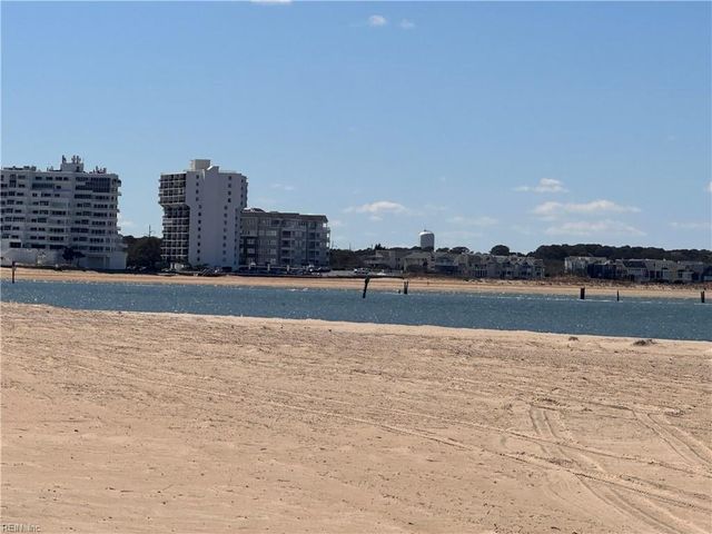 3187 Tidal Bay LN, Virginia Beach, VA 23451