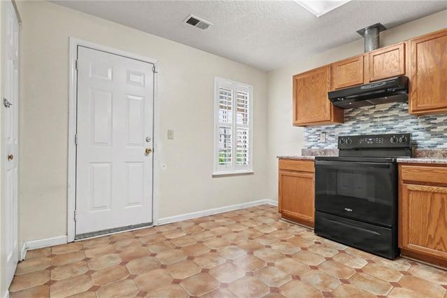 7445 Old Chapel, South Fulton, GA 30349