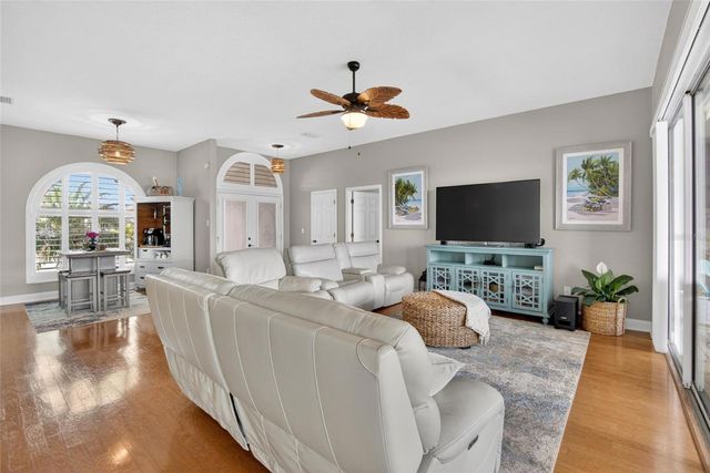 806 EAGLE LANE, Apollo Beach, FL 33572