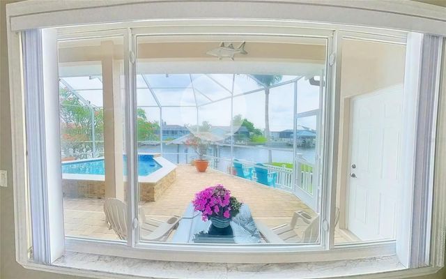 806 EAGLE LANE, Apollo Beach, FL 33572