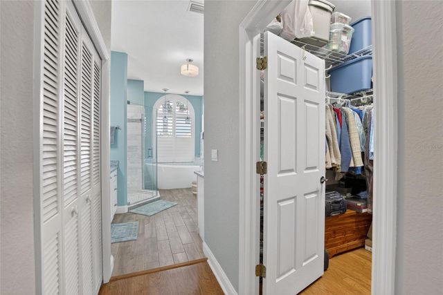 806 EAGLE LANE, Apollo Beach, FL 33572