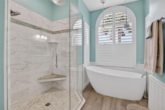806 EAGLE LANE, Apollo Beach, FL 33572