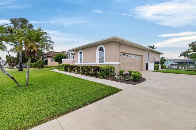 806 EAGLE LANE, Apollo Beach, FL 33572