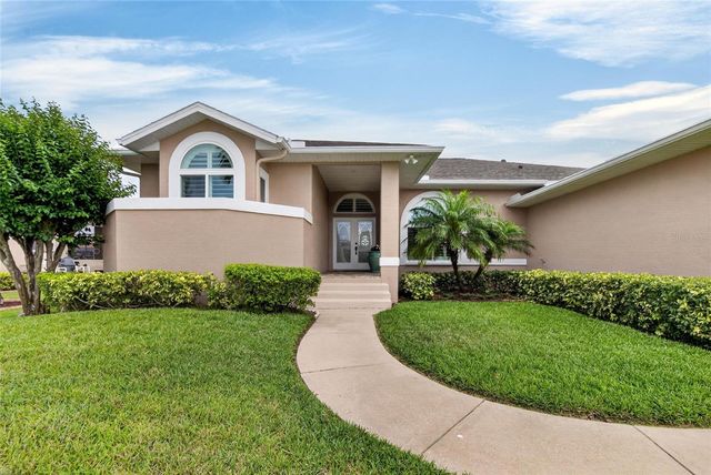 806 EAGLE LANE, Apollo Beach, FL 33572