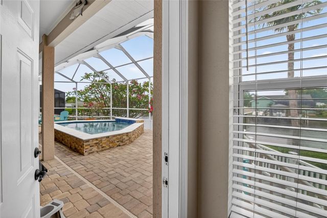 806 EAGLE LANE, Apollo Beach, FL 33572