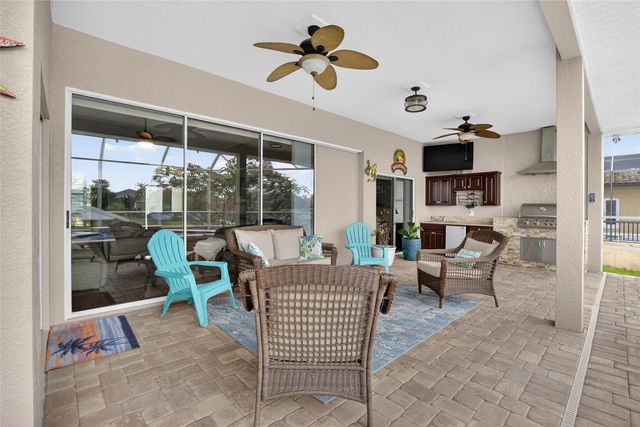 806 EAGLE LANE, Apollo Beach, FL 33572