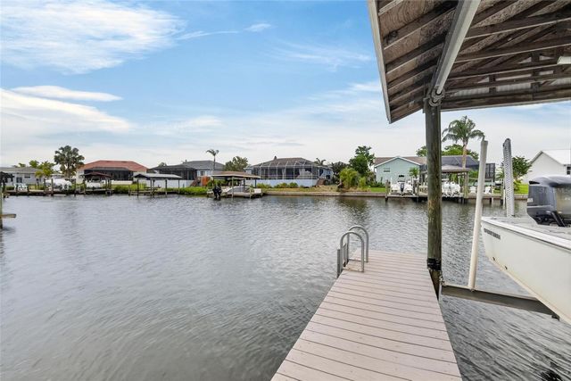 806 EAGLE LANE, Apollo Beach, FL 33572