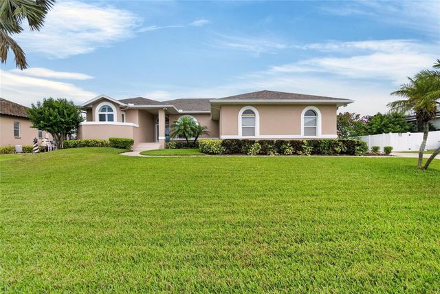806 EAGLE LANE, Apollo Beach, FL 33572