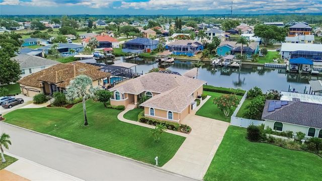 806 EAGLE LANE, Apollo Beach, FL 33572