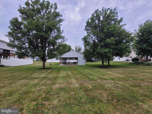 57 NOTTINGHAM DRIVE, Mechanicsburg, PA 17050